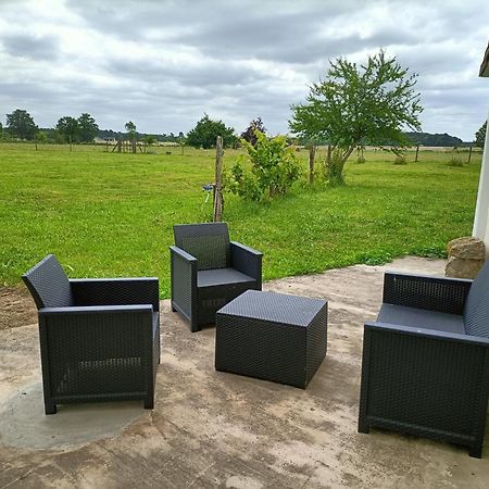 Studio + Combles Amenages Fontet Exteriör bild